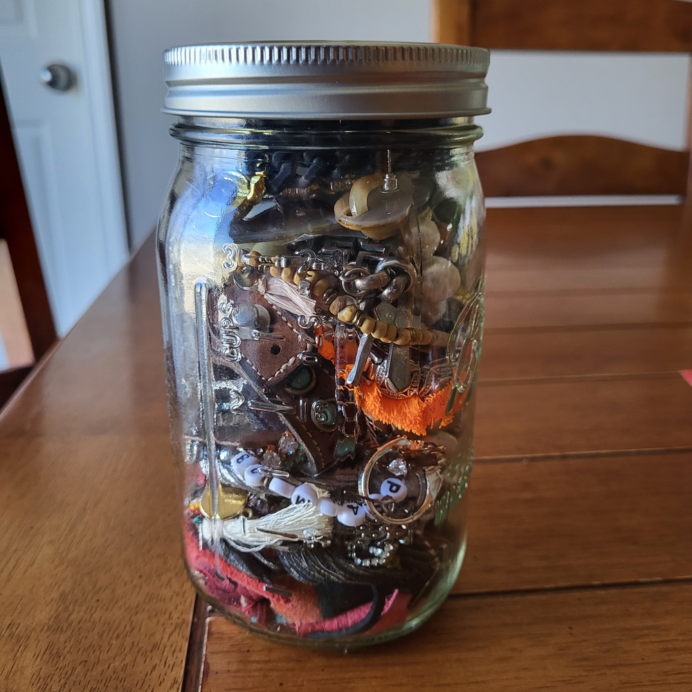 Jewlery Jars And One Bag! - Picture 5 of 7